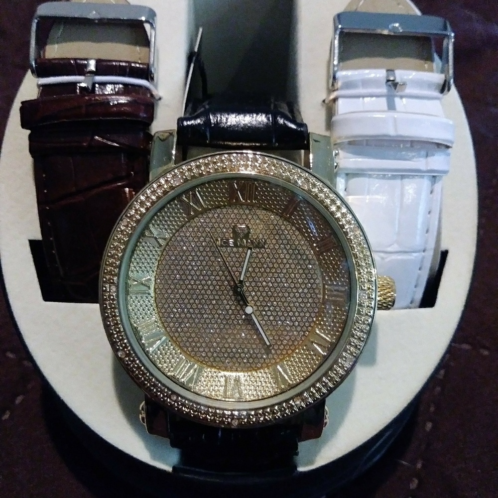 Ice Maxx Mens Diamond Accent Watch